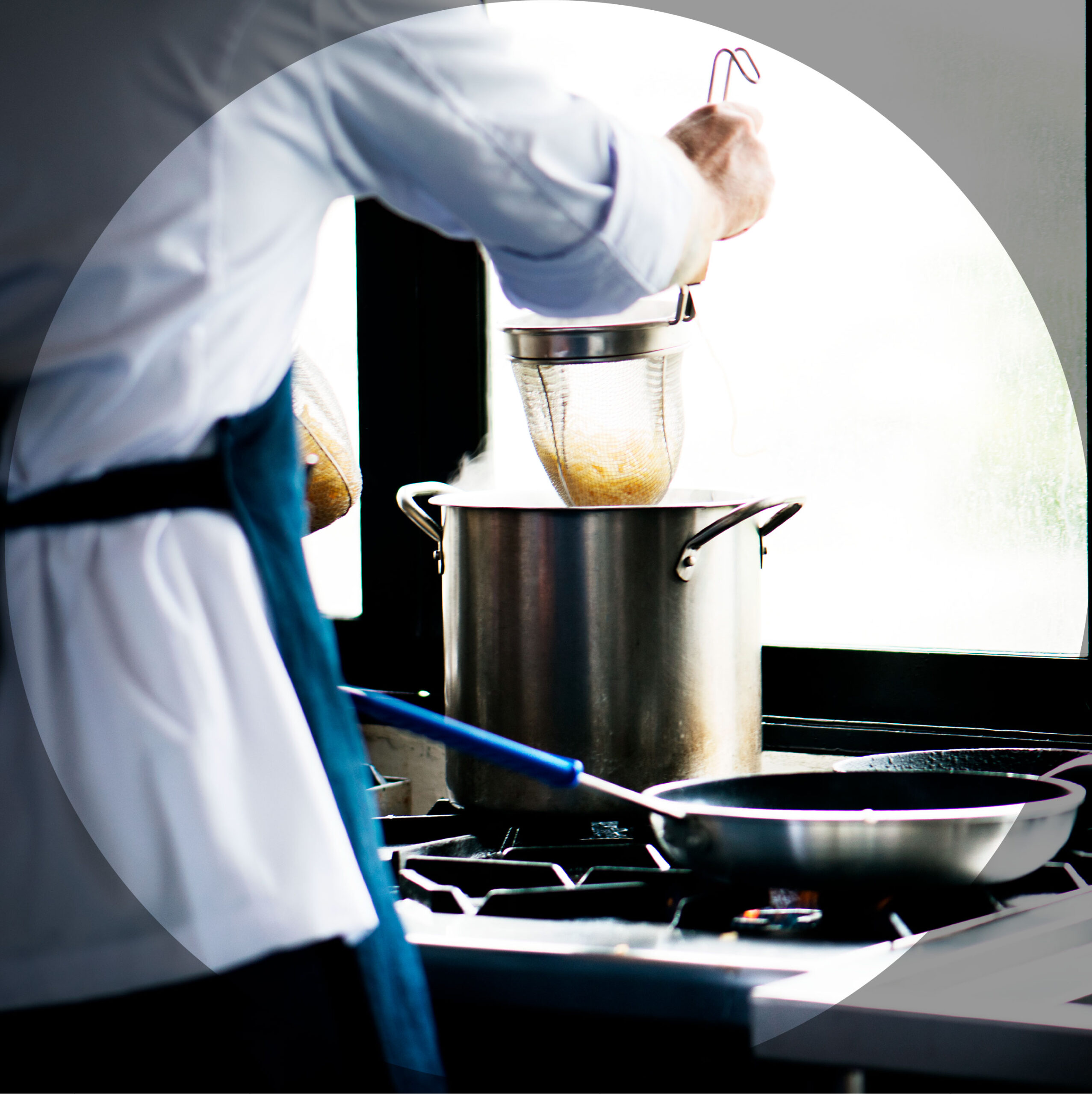 ALBERGHIERO-RISTORAZIONE