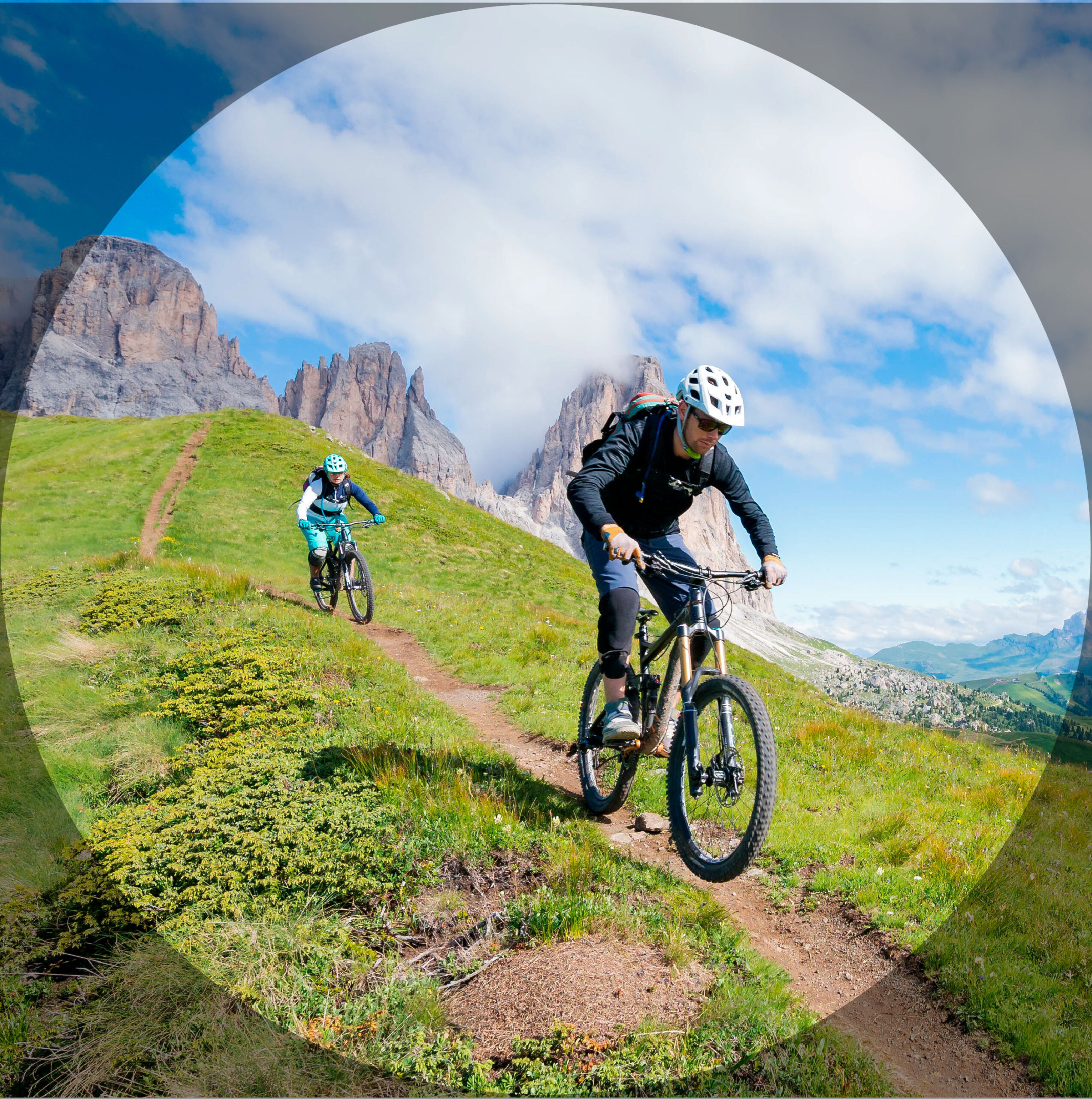 TURISMO,-MONTAGNA-E-SPORT